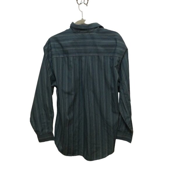 VAN Heusen Button Down Blue Striped Shirt 15 15.5 Medium - Picture 2 of 4